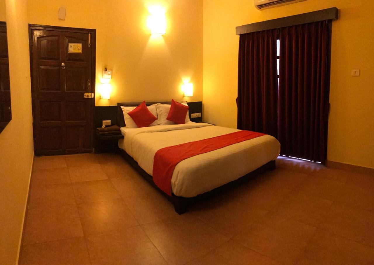 De Sai Palace Calangute Eksteriør billede