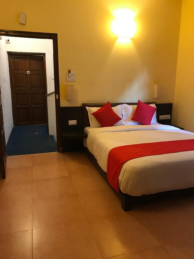 De Sai Palace Calangute Eksteriør billede