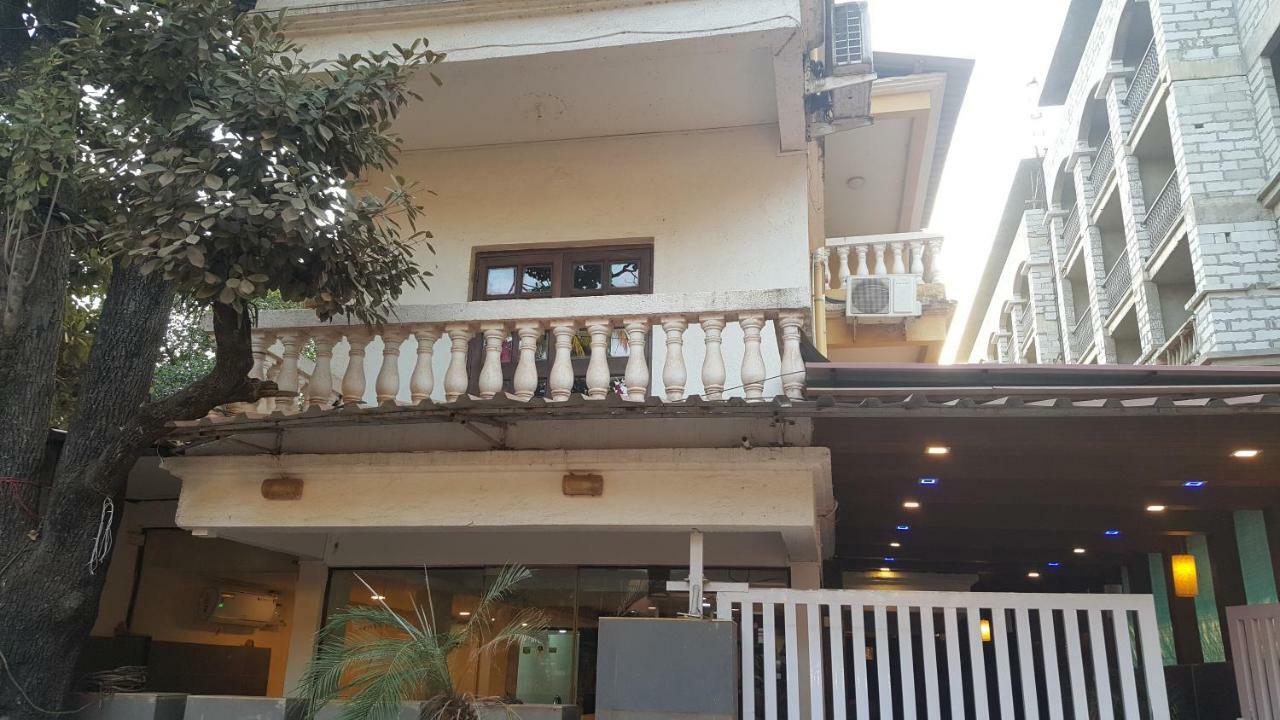 De Sai Palace Calangute Eksteriør billede